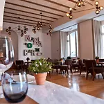 Hotell Carmo 4*