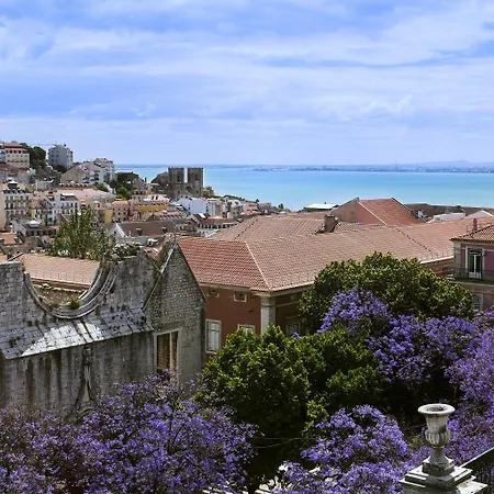 Hotel Carmo Lisbona