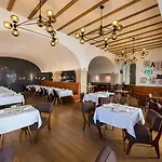 Carmo Hotel 4*