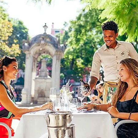 Hotel Carmo