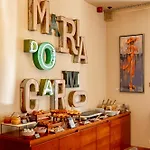 Carmo Hotel