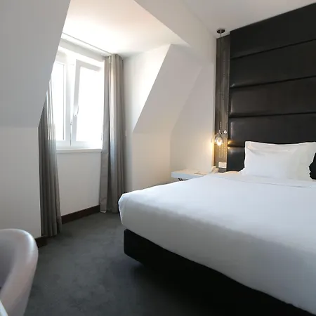 Carmo Hotel