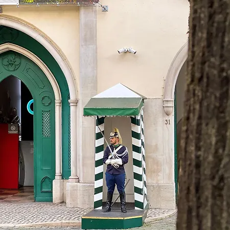 Hotel Carmo 4*