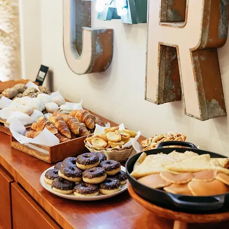 Hotel Carmo Lisbon