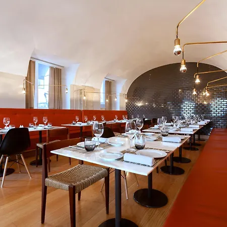 호텔 리스보아 카르모 4*